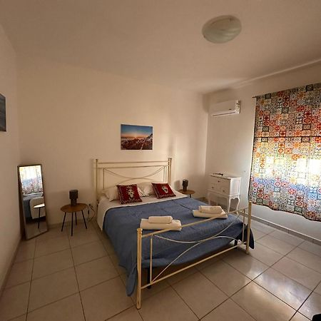 A Due Passi Dal Centro Appartement Favignana Buitenkant foto