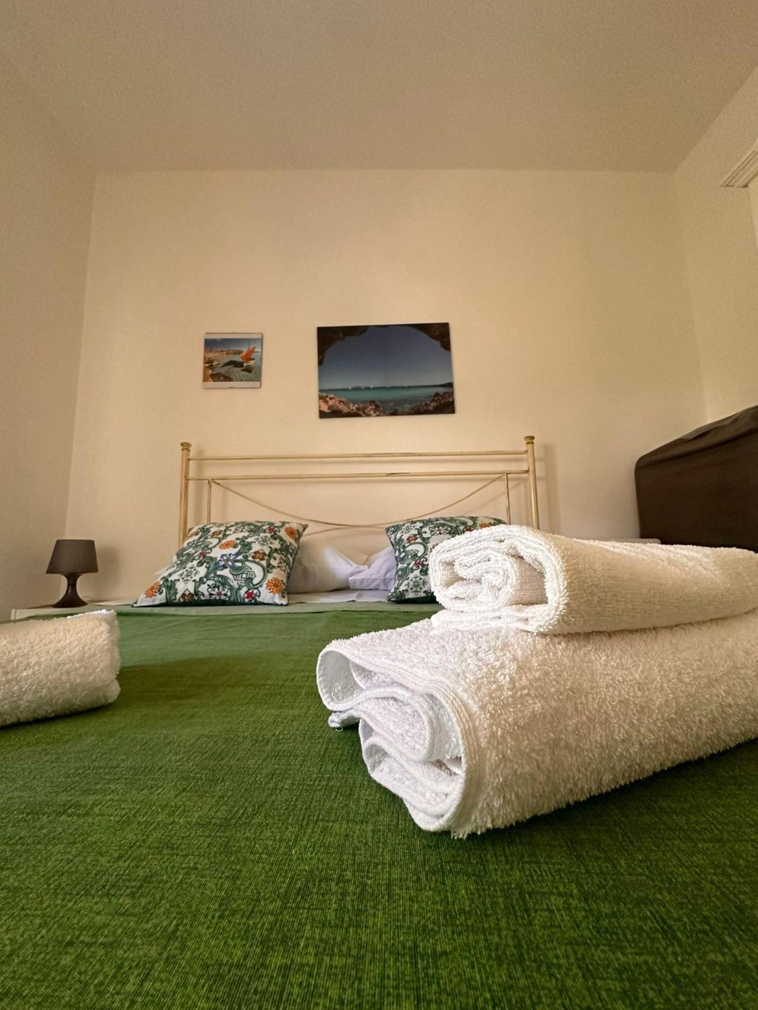 A Due Passi Dal Centro Appartement Favignana Buitenkant foto
